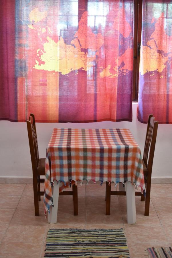 Private Apartment At Guest House Hektor & Aferdita Вльора Екстер'єр фото