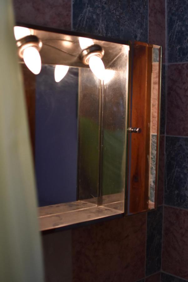 Private Apartment At Guest House Hektor & Aferdita Вльора Екстер'єр фото